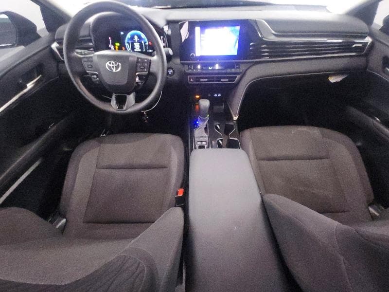 2025 TOYOTA CAMRY LE 8