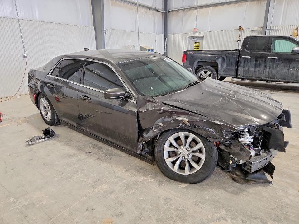 2019 CHRYSLER 300 TOURING 4
