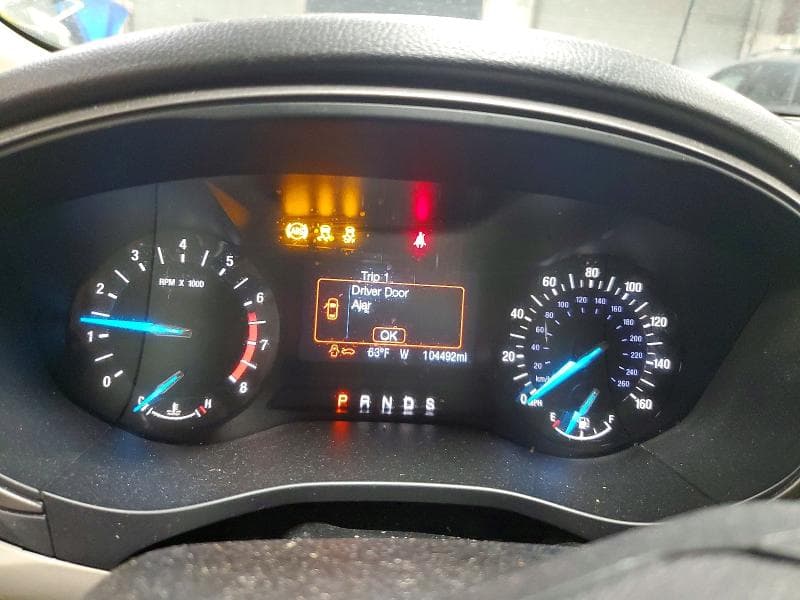 2018 FORD FUSION SE 9