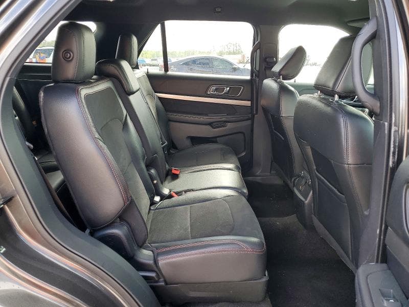 2018 FORD EXPLORER XLT 11