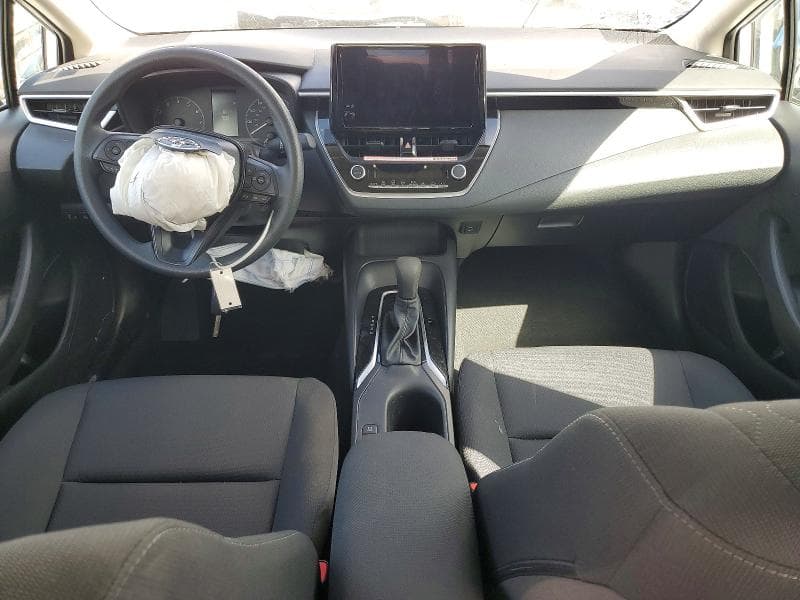 2025 TOYOTA COROLLA LE 8