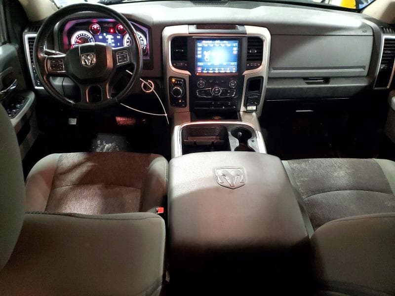 2019 RAM 1500 CLASSIC SLT 8