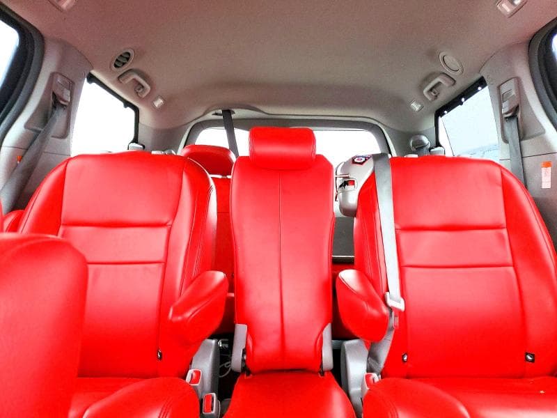 2017 TOYOTA SIENNA LE 8-PASSENGER 10