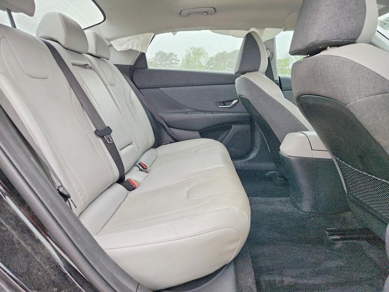 2023 HYUNDAI ELANTRA LIMITED 10