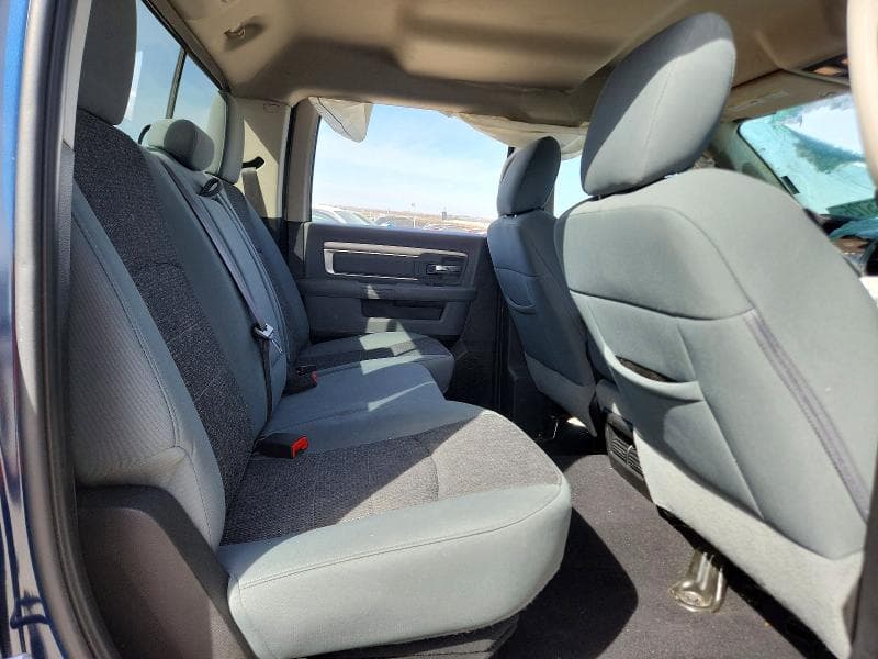 2019 RAM 1500 CLASSIC SLT 10