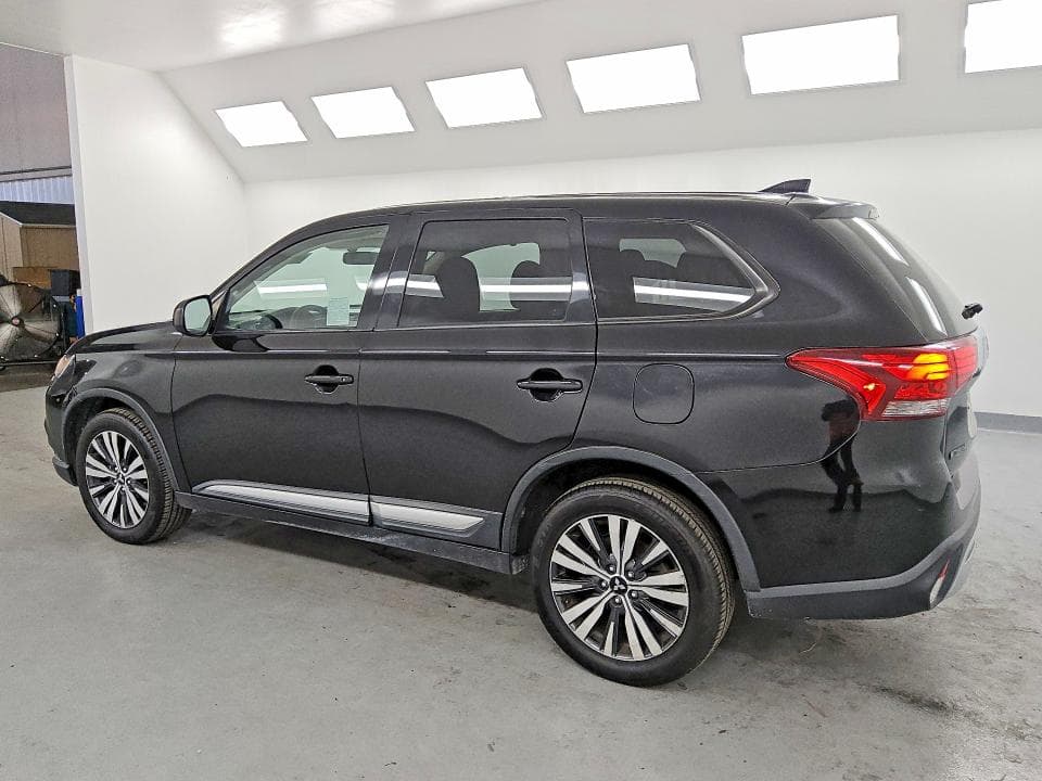 2019 MITSUBISHI OUTLANDER SE 2