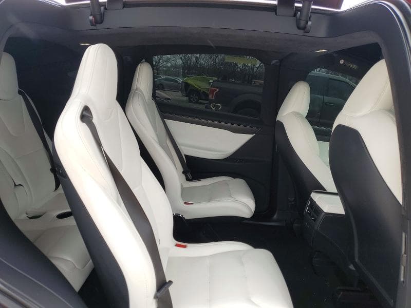 2020 TESLA MODEL X 10