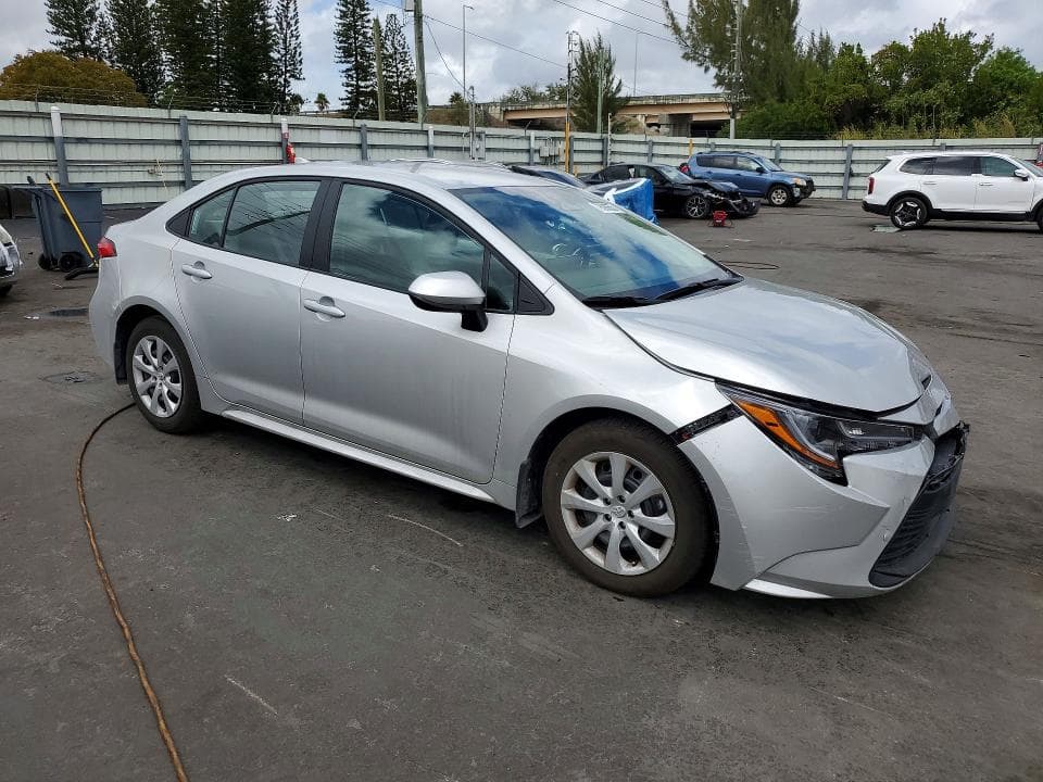 2025 TOYOTA COROLLA LE 4