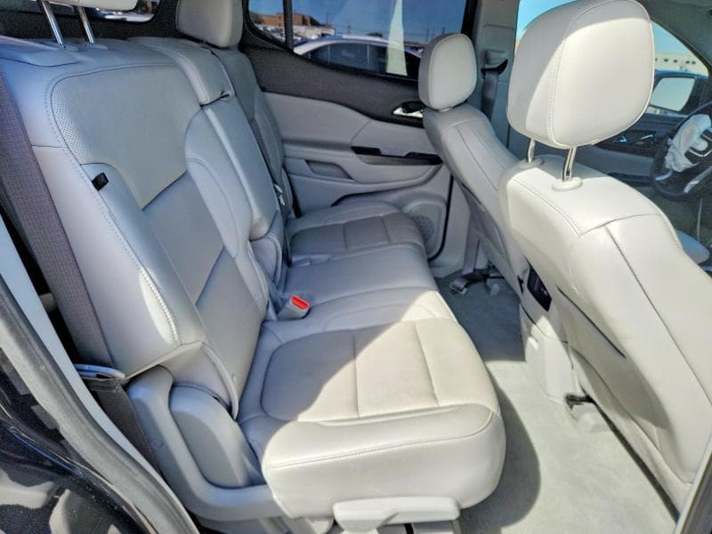 2023 GMC ACADIA SLT 10