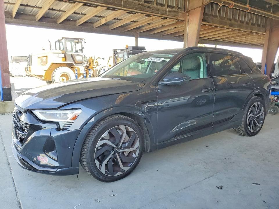 2024 AUDI Q8 E-TRON PREMIUM PLUS - 1