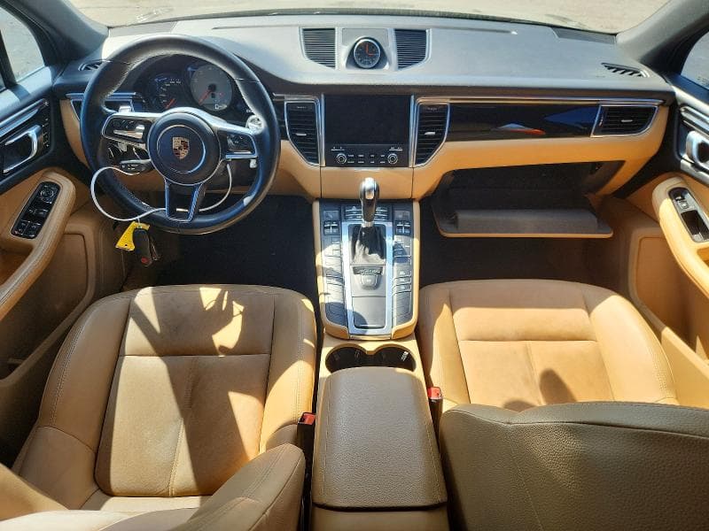 2018 PORSCHE MACAN S 8