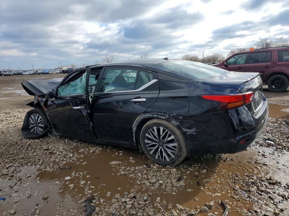 2023 NISSAN ALTIMA 2.5 SV 2