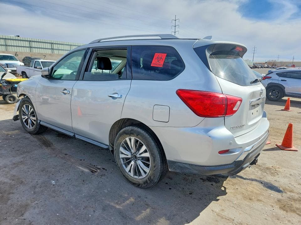 2019 NISSAN PATHFINDER SL 2