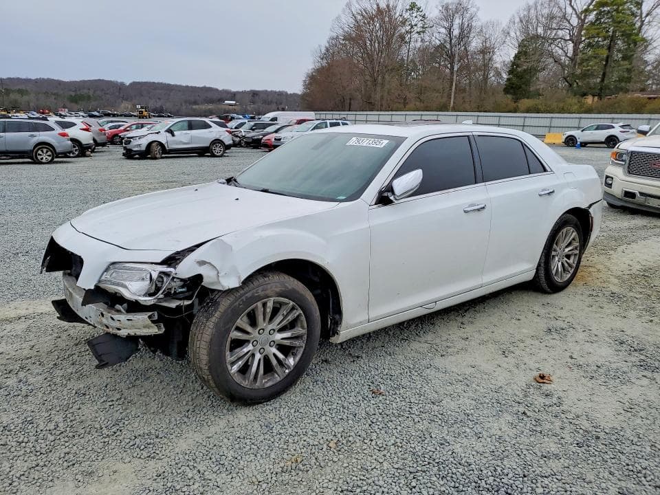 2016 CHRYSLER 300C - 1