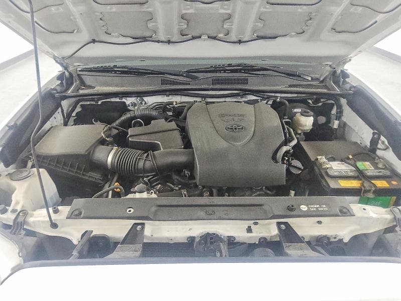 2017 TOYOTA TACOMA SR5 V6 11