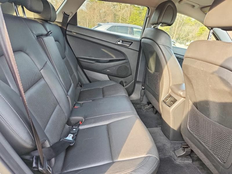 2017 HYUNDAI TUCSON SE PLUS 11