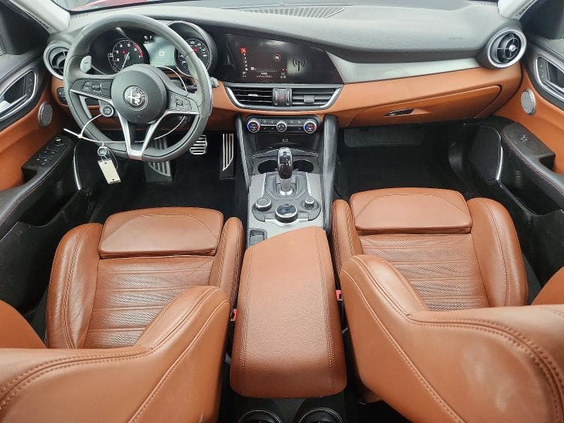 2018 ALFA ROMEO GIULIA TI Q4 8