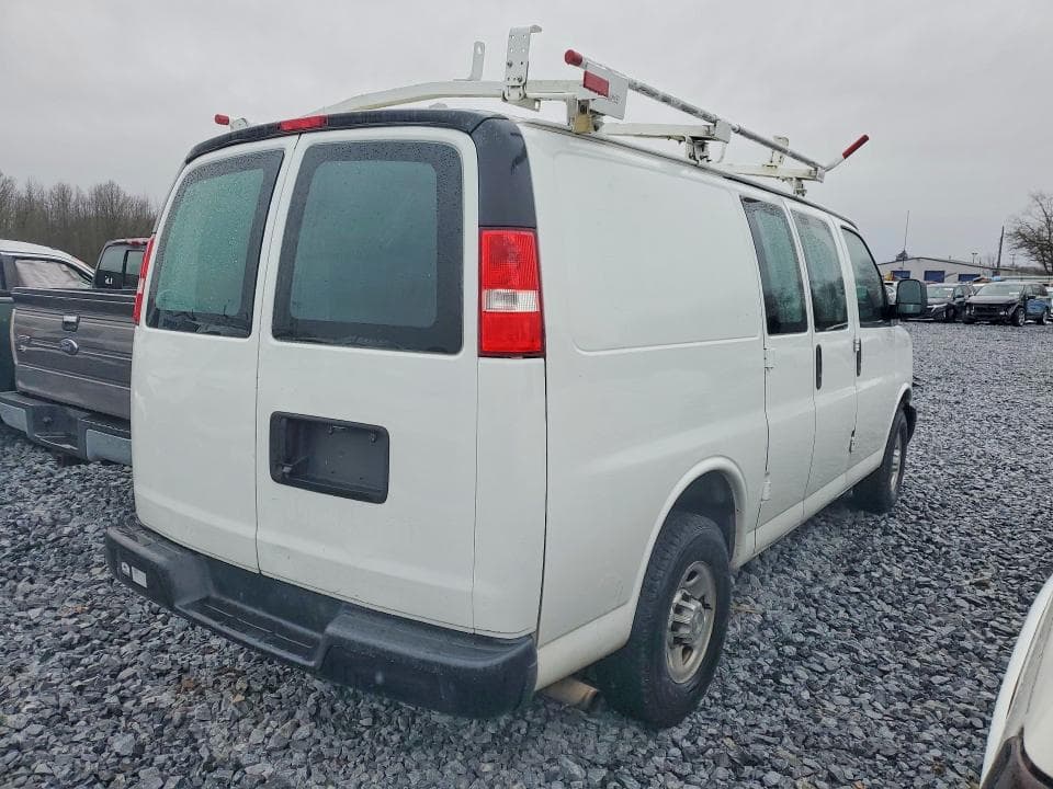 2019 CHEVROLET EXPRESS G2500 3