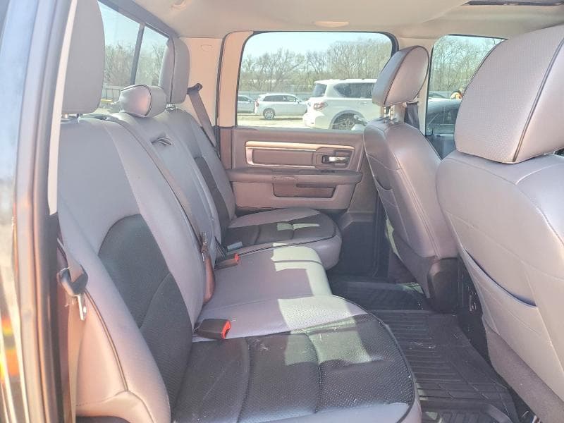 2018 RAM 1500 SLT 10