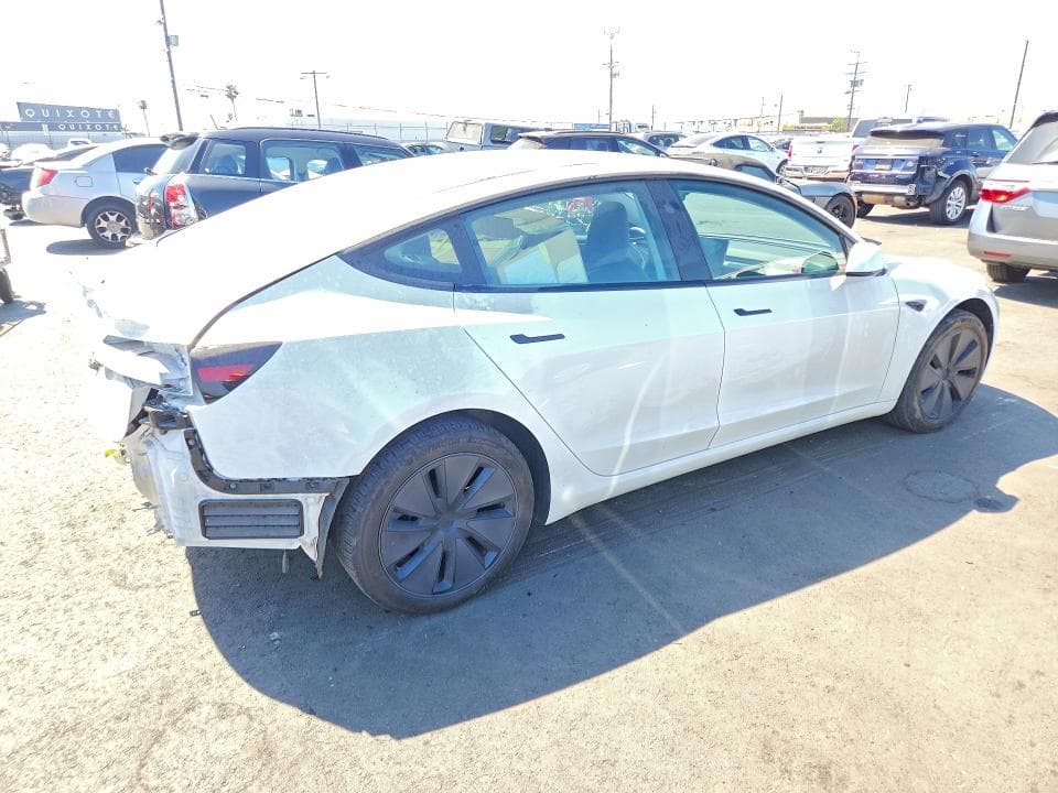 2024 TESLA MODEL 3 3