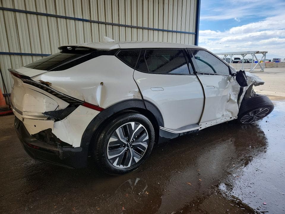 2024 KIA EV6 LIGHT LONG RANGE 3
