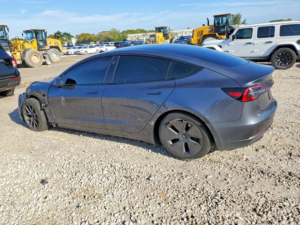 2023 TESLA MODEL 3 2