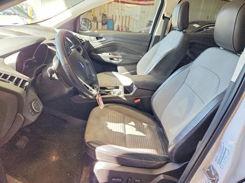 2019 FORD ESCAPE SE 7