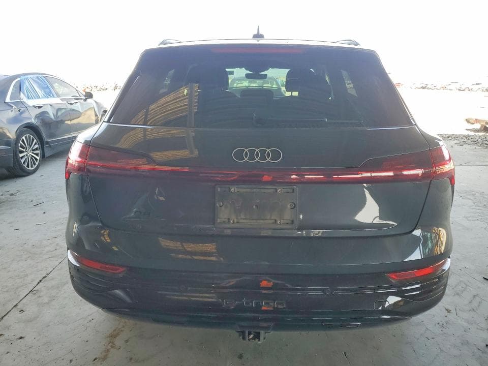 2024 AUDI Q8 E-TRON PREMIUM PLUS 6