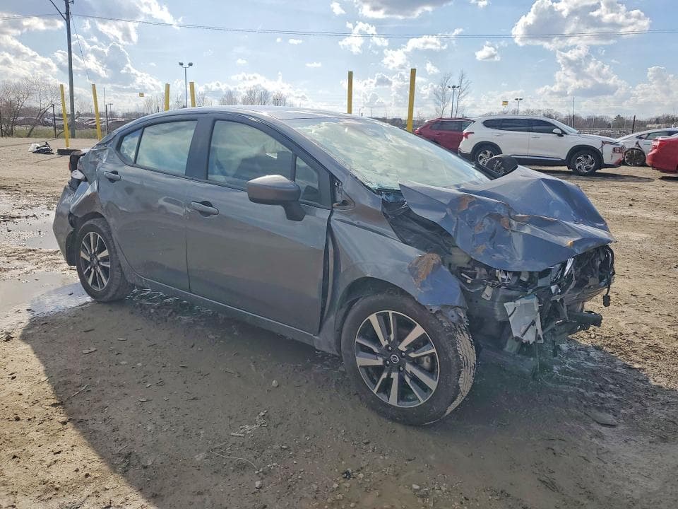 2022 NISSAN VERSA SV 4
