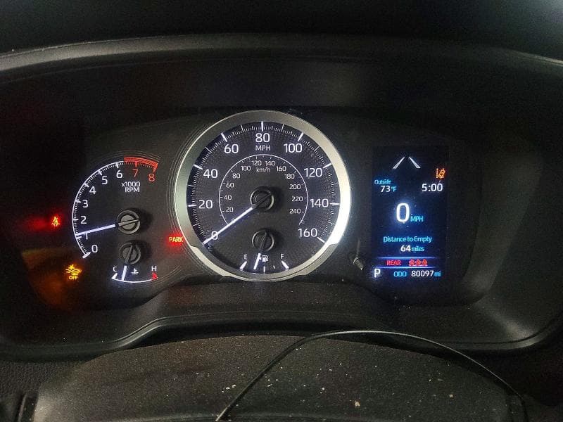 2021 TOYOTA COROLLA LE 9