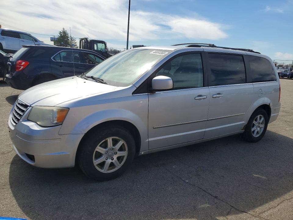2010 CHRYSLER TOWN & COUNTRY TOURING