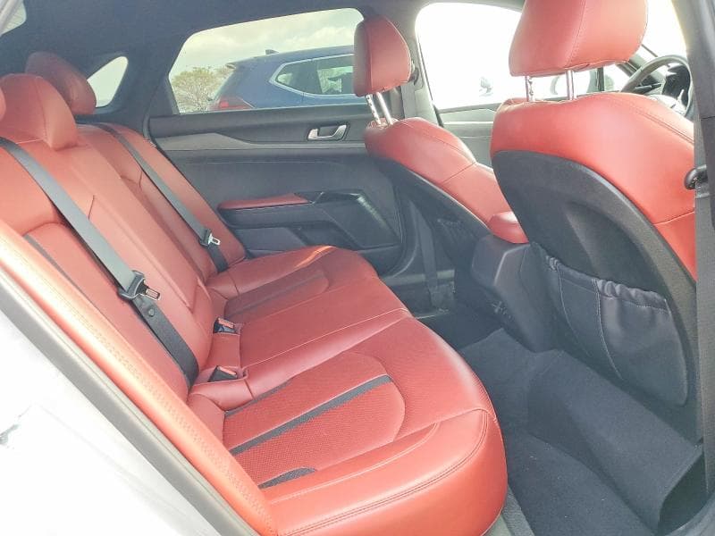 2024 KIA K5 GT-LINE 10