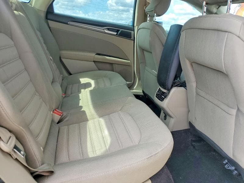 2019 FORD FUSION SE 10