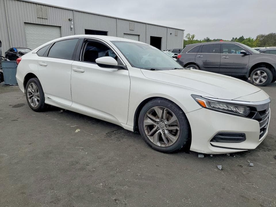 2018 HONDA ACCORD LX 4