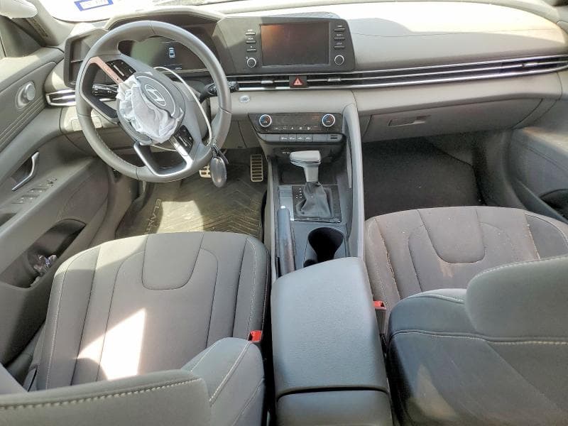 2025 HYUNDAI ELANTRA SEL SPORT 8
