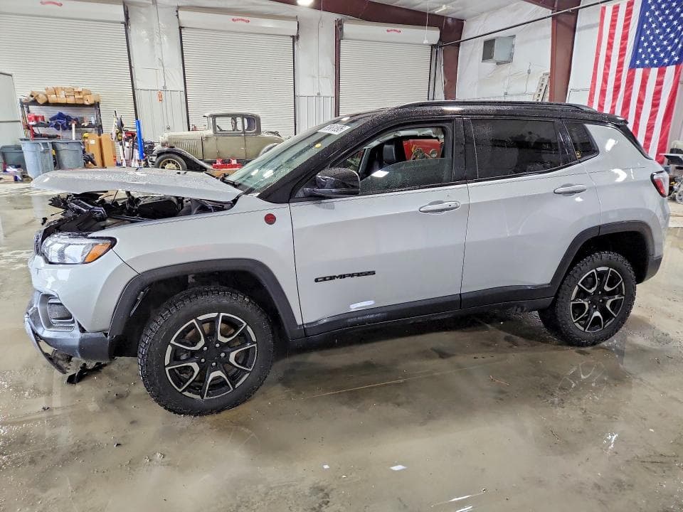 2024 JEEP COMPASS TRAILHAWK - 1