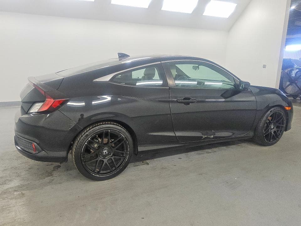 2017 HONDA CIVIC EX 3