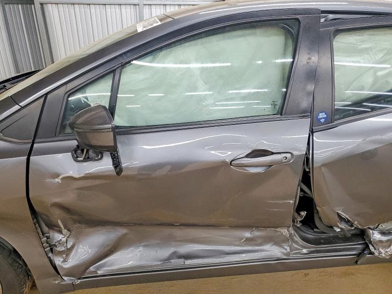 2020 NISSAN VERSA SV 7