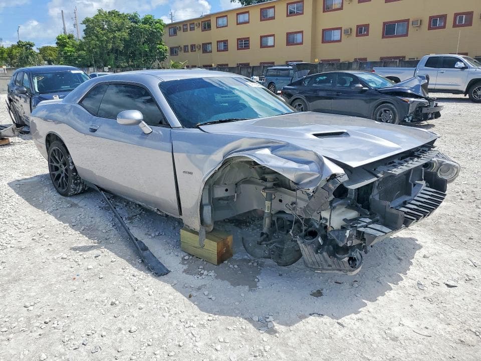 2018 DODGE CHALLENGER R 4