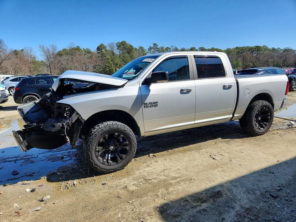 2017 RAM 1500 SLT - 1