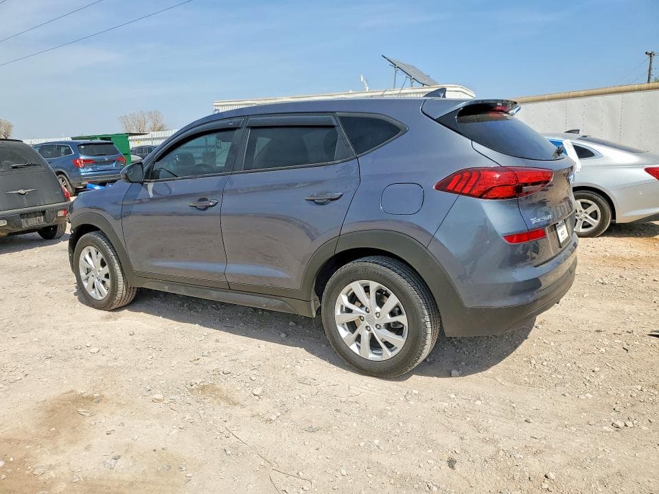 2021 HYUNDAI TUCSON SE 2