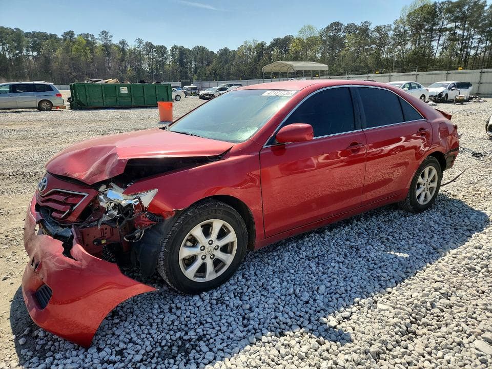 2011 TOYOTA CAMRY