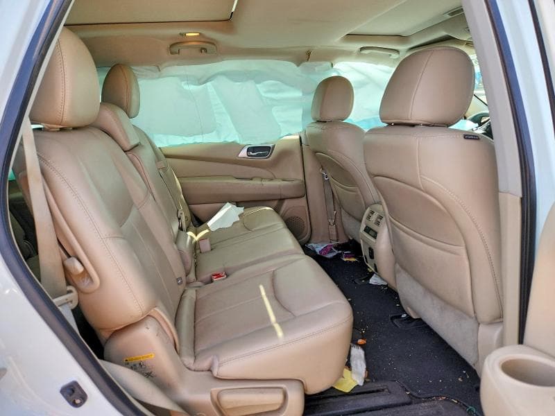 2017 NISSAN PATHFINDER PLATINUM 11