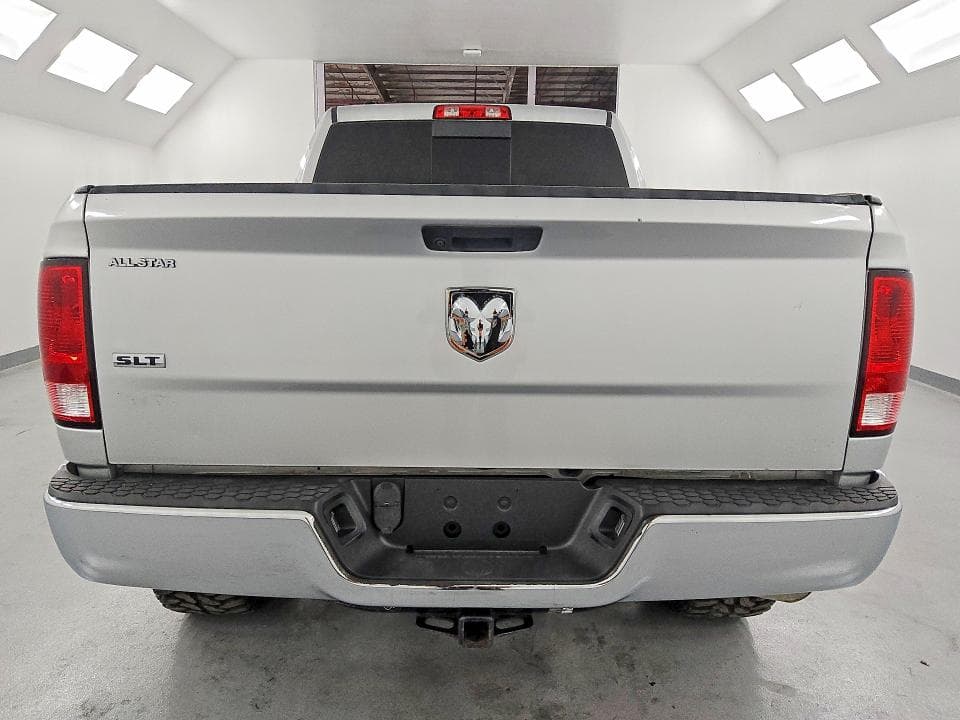 2019 RAM 1500 CLASSIC SLT 6
