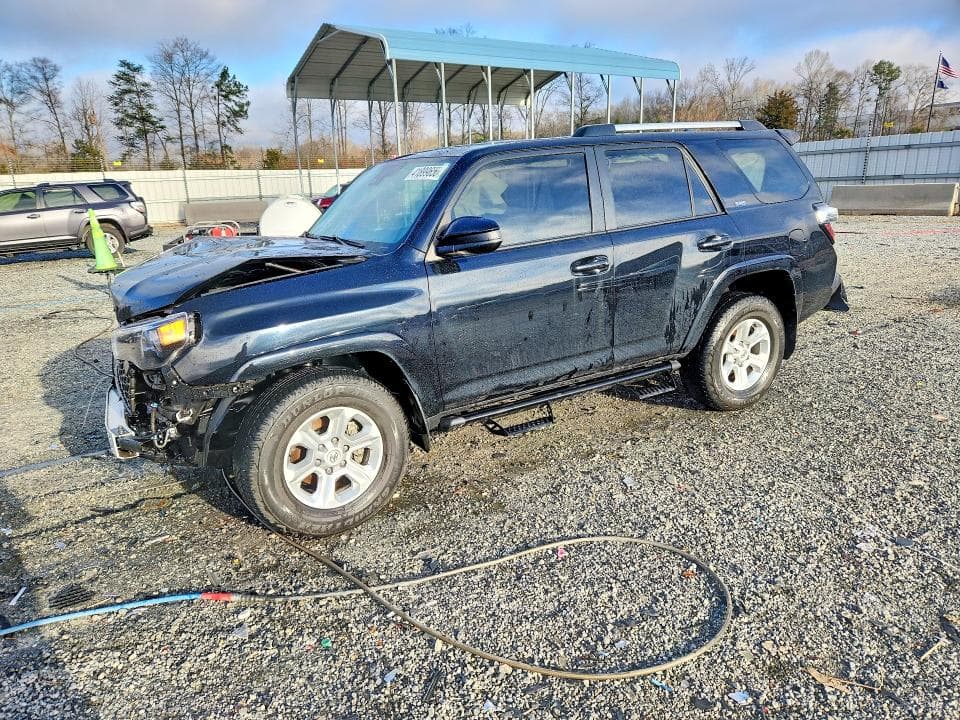 2023 TOYOTA 4RUNNER SR5 - 1