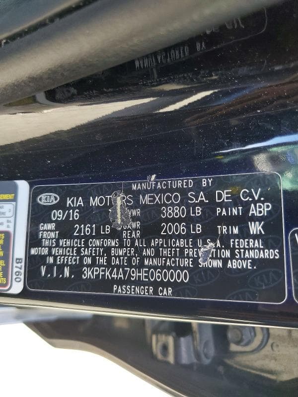 2017 KIA FORTE LX 12