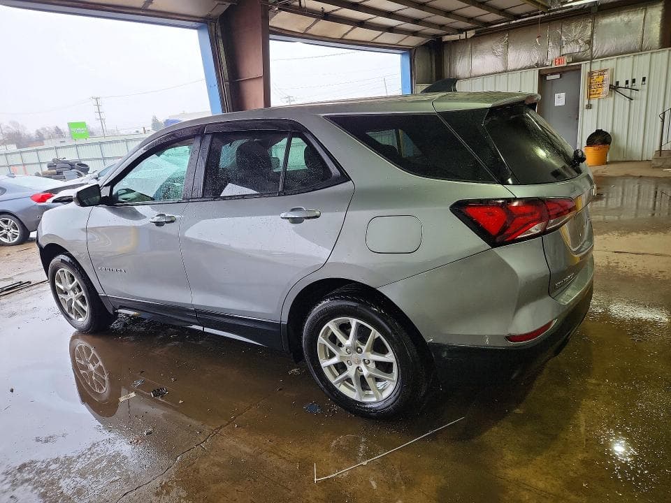 2024 CHEVROLET EQUINOX LS 2