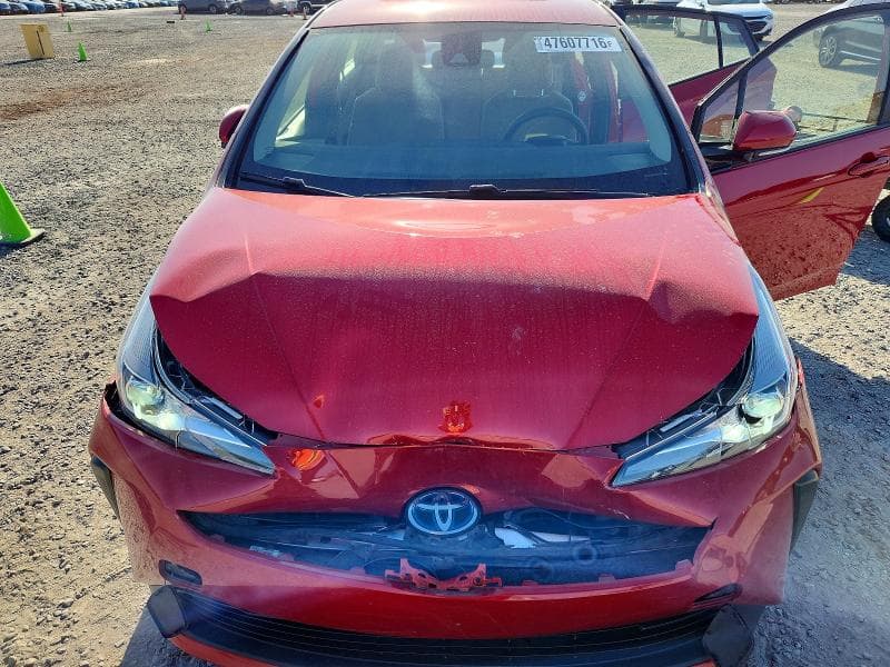 2019 TOYOTA PRIUS LE 11