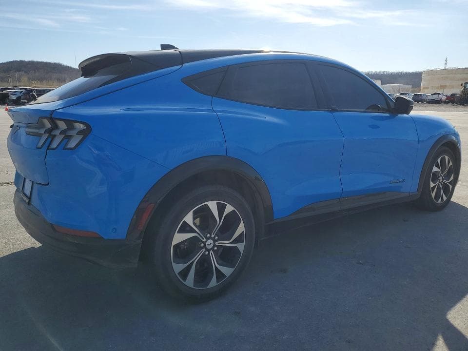2023 FORD MUSTANG MACH-E PREMIUM 3