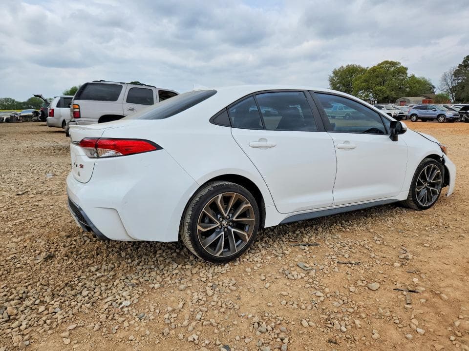 2020 TOYOTA COROLLA SE 3